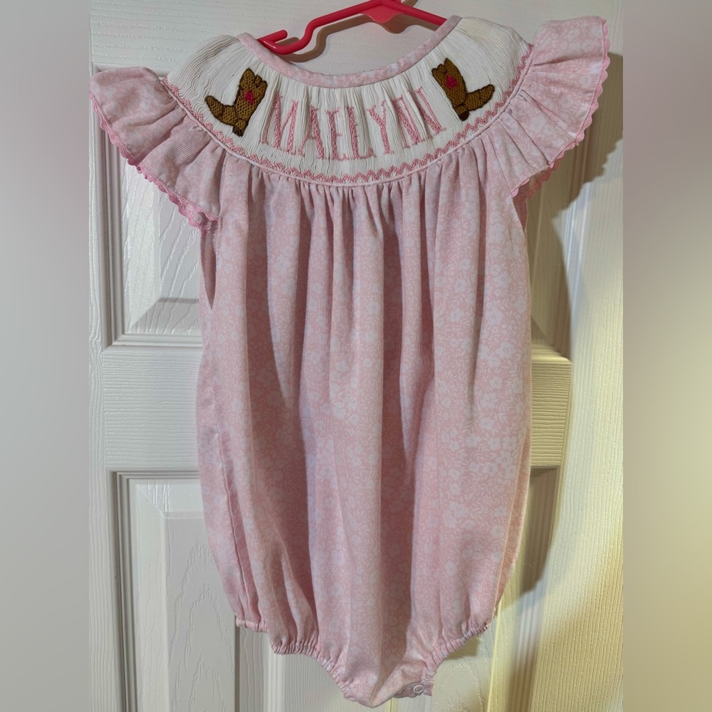 “Maelynn” monogram bubble